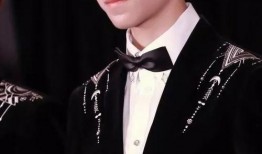 王俊凯趣事爆料视频播放,揭秘偶像幕后搞笑瞬间