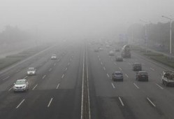 山东新闻爆料高速,多车连环相撞，现场情况紧急！