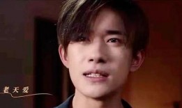 易烊千玺加油爆料视频,易烊千玺加油！揭秘幕后爆料视频背后的故事