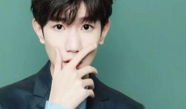 王俊凯趣事爆料视频播放,揭秘偶像幕后搞笑瞬间