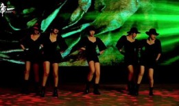 扒奇爆料舞帝乐队视频,舞帝乐队幕后视频曝光，精彩瞬间引热议